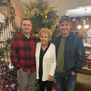 Meet your Posher, Corey